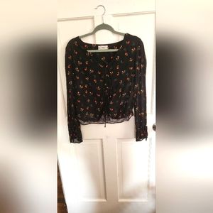 Urban Outfitters Long sleeve floral top XL